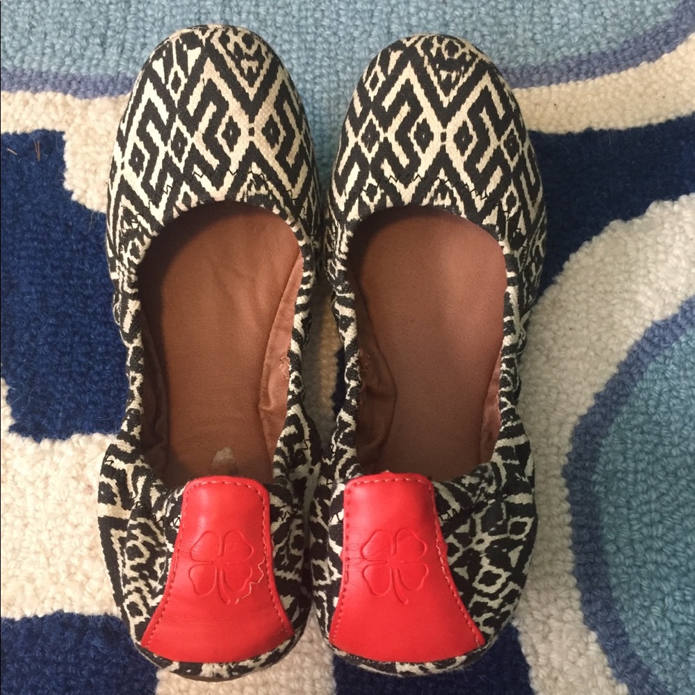 Lucky Brand Ikat Pattern Flats